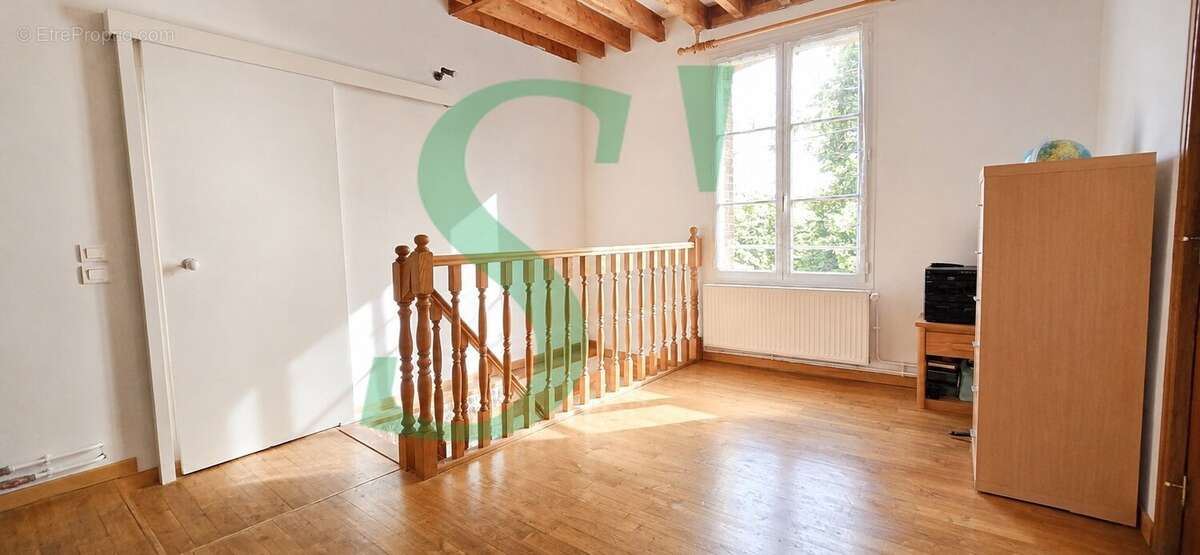 Maison 111 m² à Chaumont-En-Vexin  - photo 5