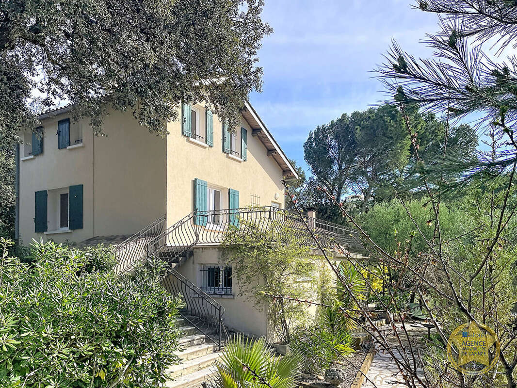 Maison à VILLENEUVE-LES-AVIGNON