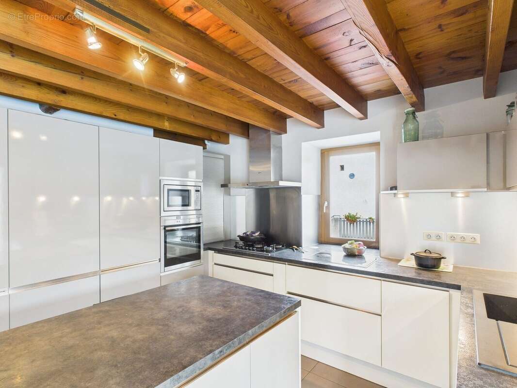 Maison à BOGY