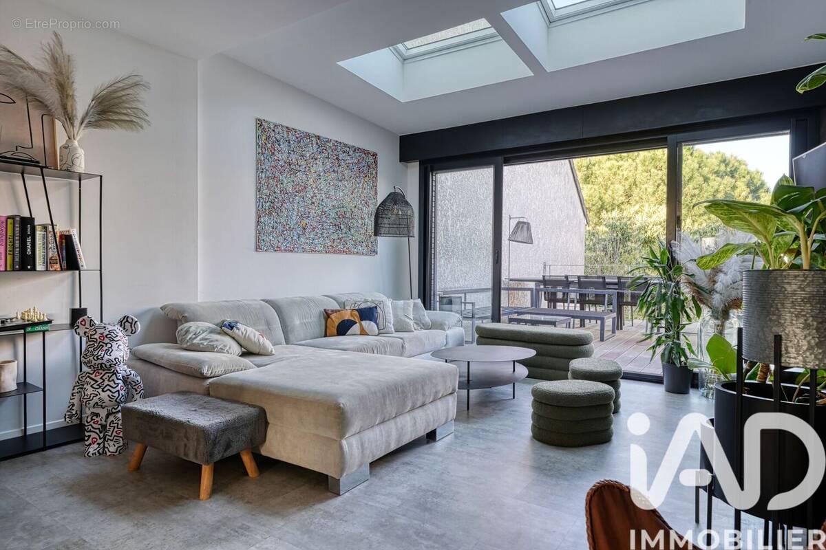 Photo 1 - Maison à NANTERRE