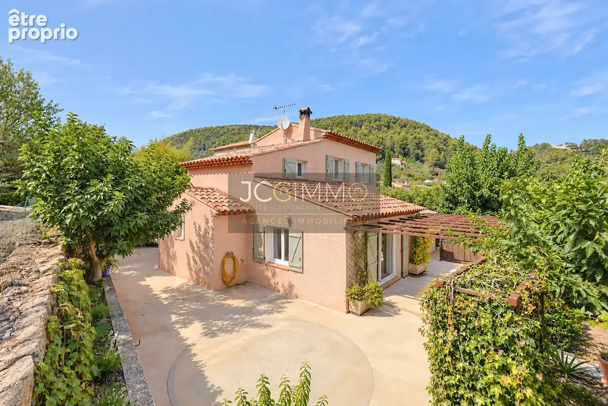 Photo Maison à Sollies-Pont au prix de 485 000€