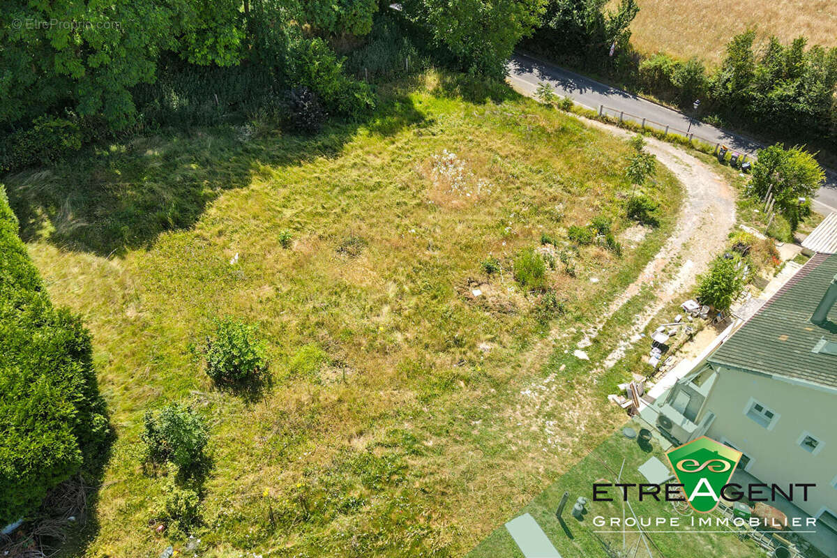 Terrain à FREPILLON