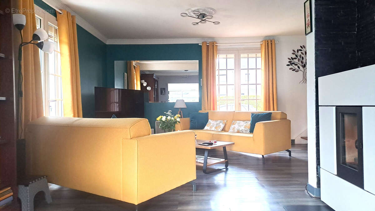 Maison à JUIGNE-SUR-LOIRE