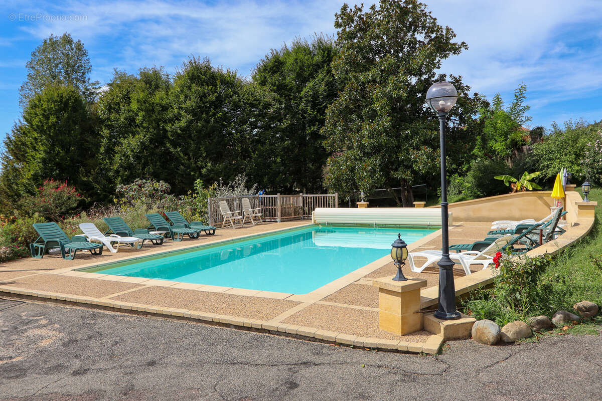 Maison à SAINT-VINCENT-DE-COSSE