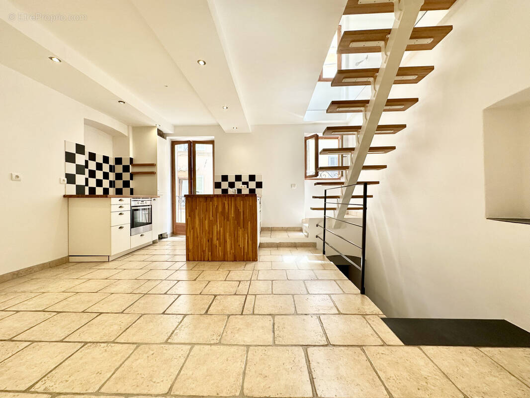 Maison à ROQUEBRUNE-CAP-MARTIN