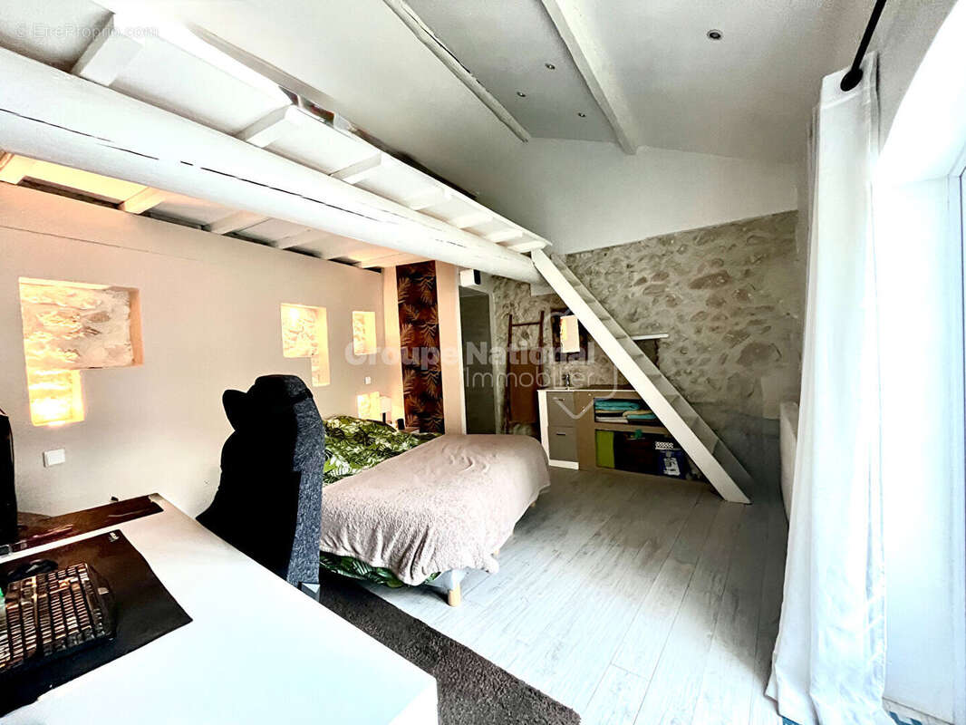 Maison à CHATEAURENARD