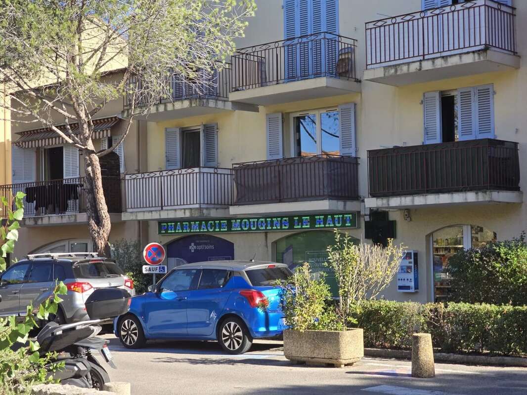 Appartement à MOUGINS