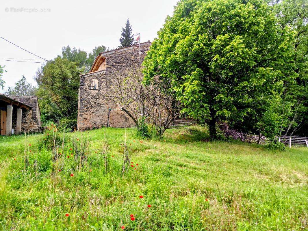 Maison à SALERNES