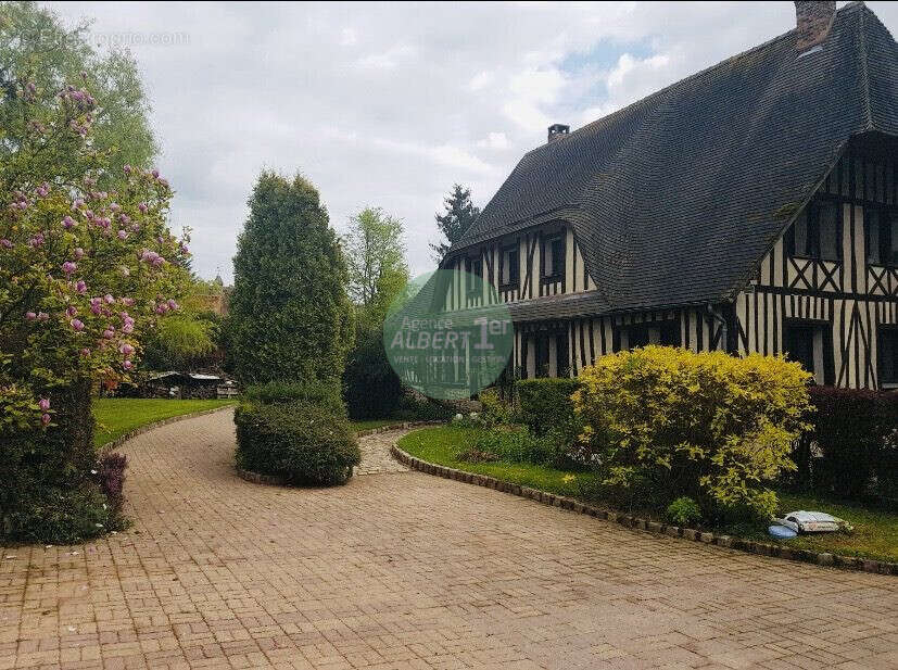 Maison à LA NEUVILLE-CHANT-D'OISEL