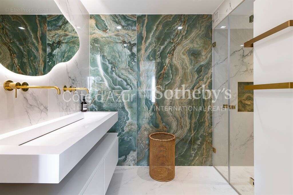 Appartement à VILLEFRANCHE-SUR-MER