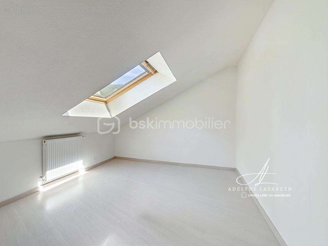 COUP DE CŒUR – T4 Duplex de 99m2 au sol avec grande terrasse sur la commune de Vieugy - photo 16