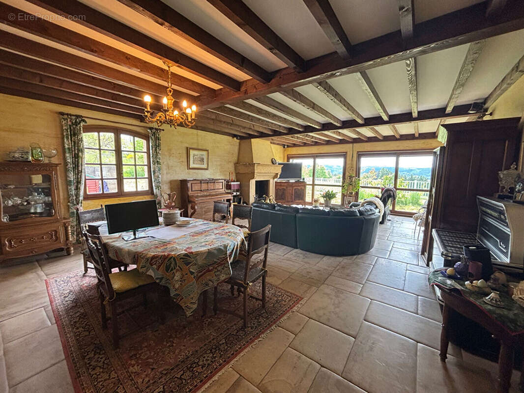 Maison à ROCHE-LA-MOLIERE