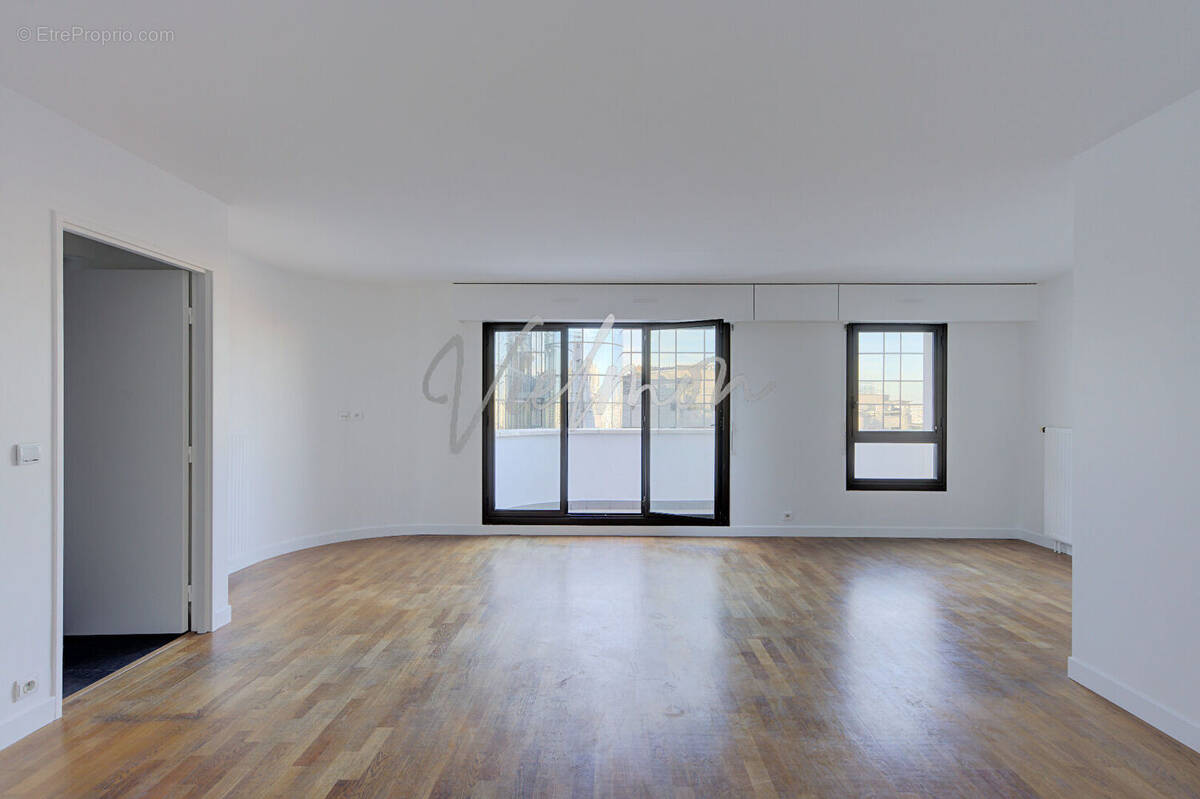 Appartement à LEVALLOIS-PERRET