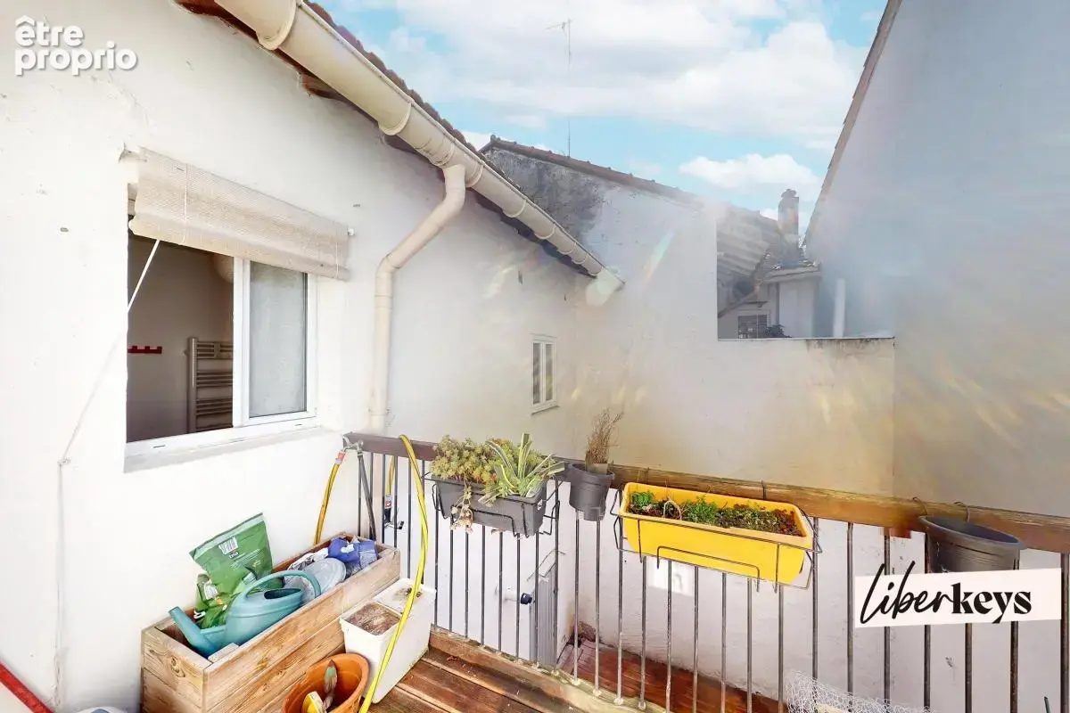 Exclusivité Maison de villeT6 avec extérieur et garage à fort potentiel locatif - photo 8