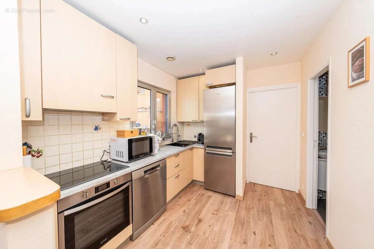 Appartement à CAP-D'AIL