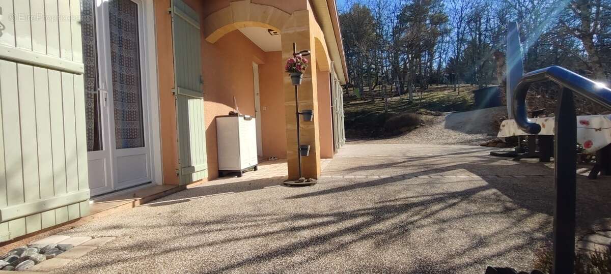 Maison 120 m² à Lalinde  - photo 2