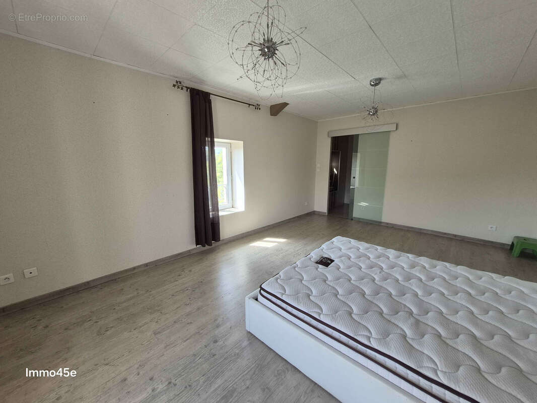 Maison à HAUTERIVES