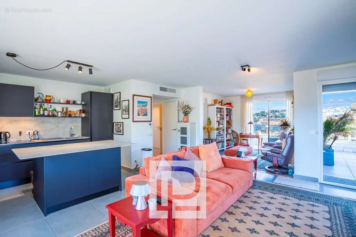 Appartement à LE CANNET