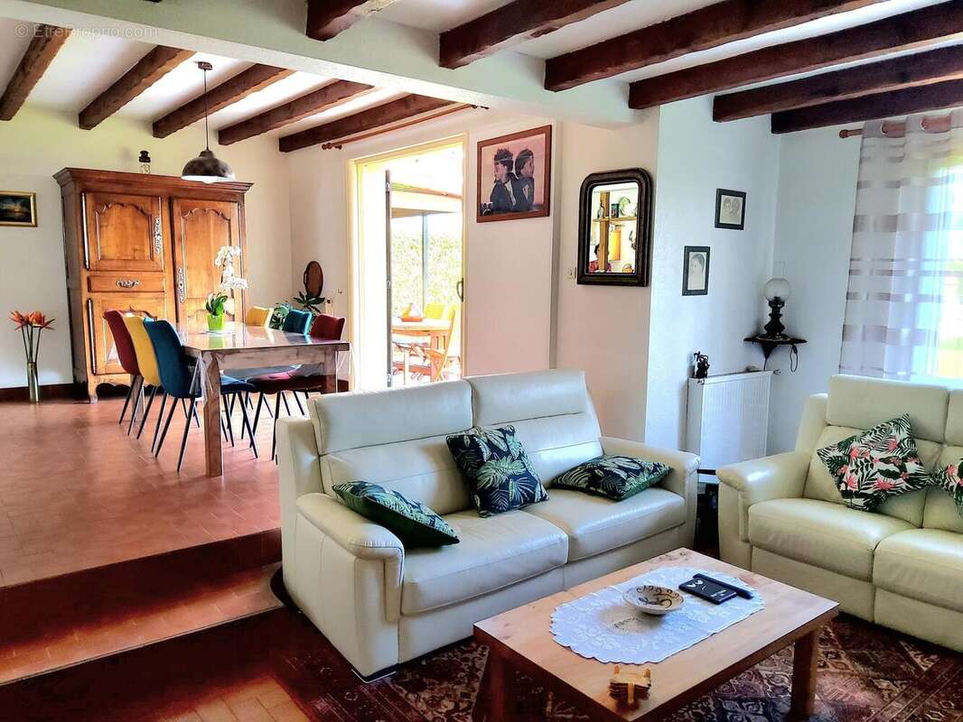 Photo 6 - Maison à VOUILLE