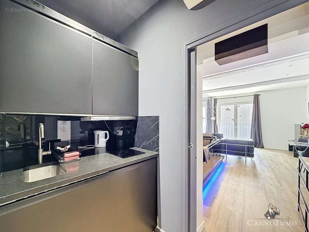 2 pièces Cannes Centre – Love Room, Local - photo 5