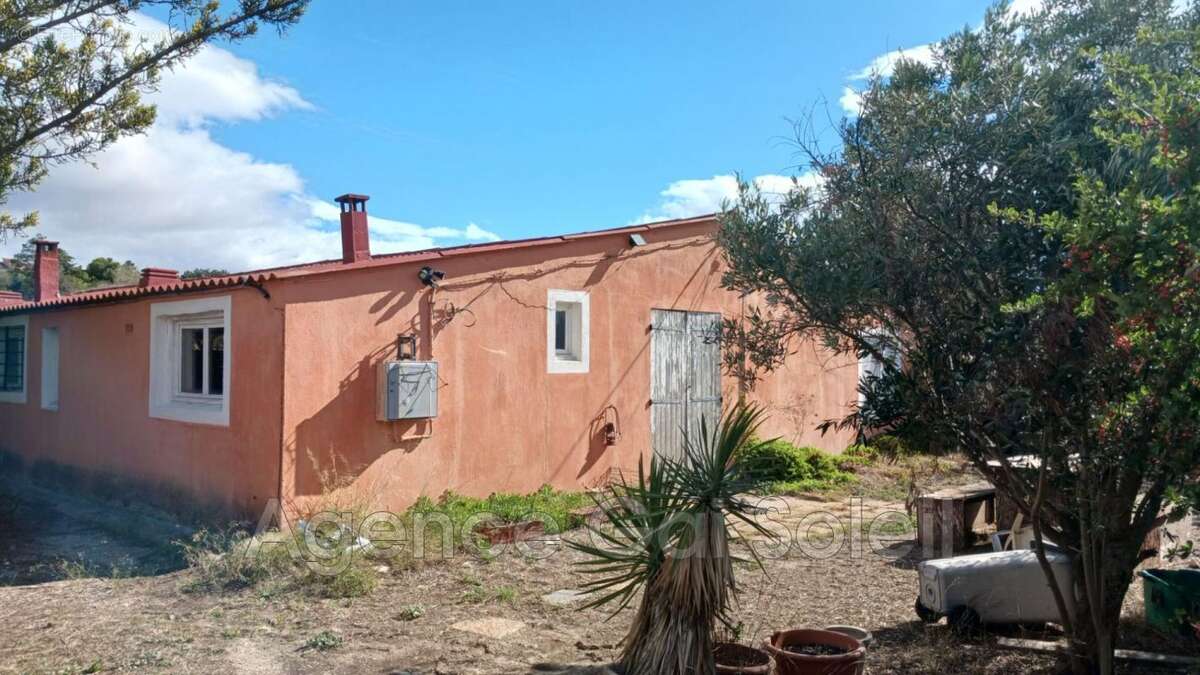 Maison à NISSAN-LEZ-ENSERUNE