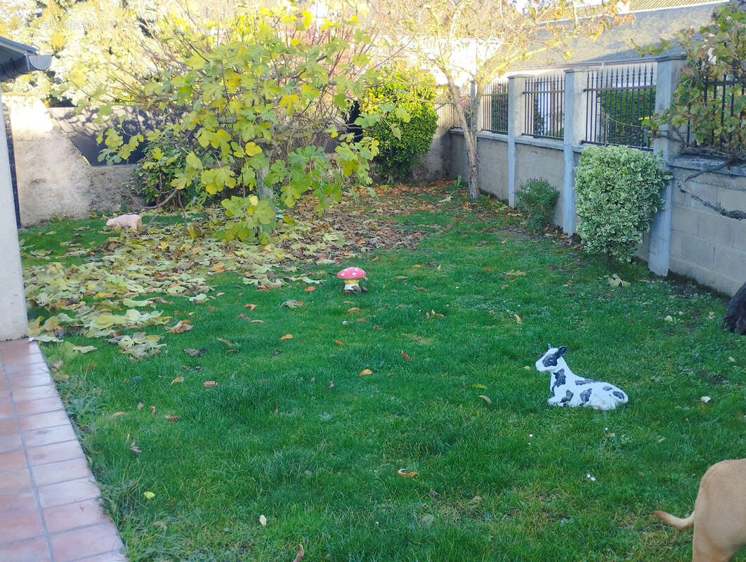 Maison à CLOYES-SUR-LE-LOIR