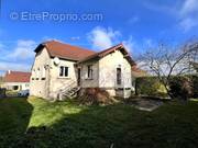 Maison à LONS-LE-SAUNIER