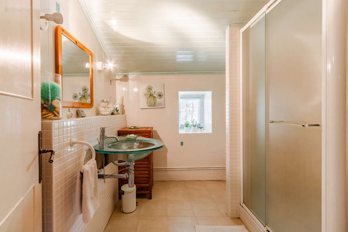 Maison à VILLE-SUR-JARNIOUX