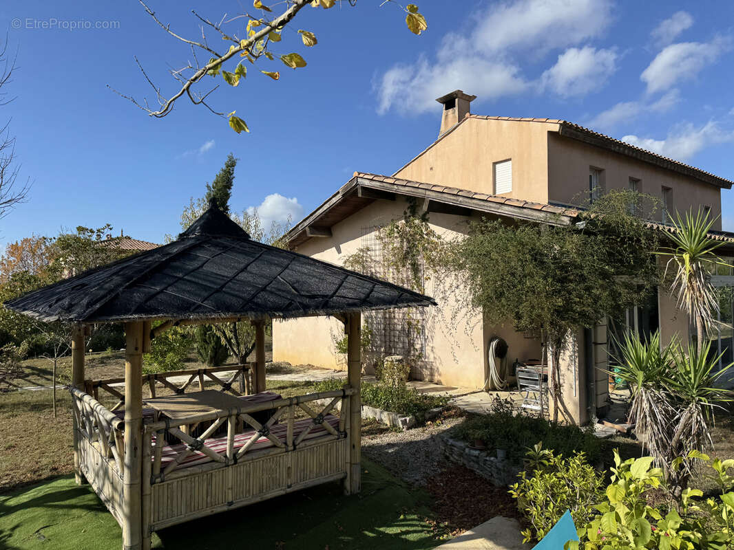 Maison à SAINT-BAUZILLE-DE-LA-SYLVE