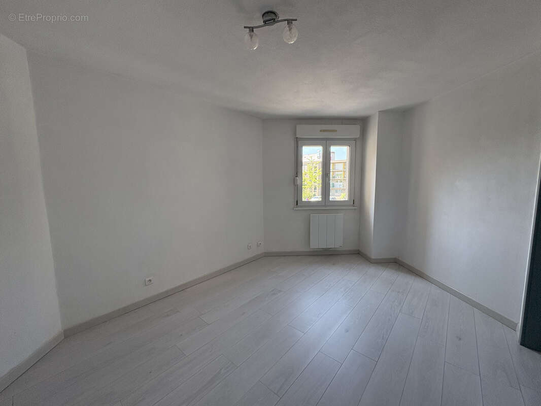 Appartement F2 à vendre - photo 7