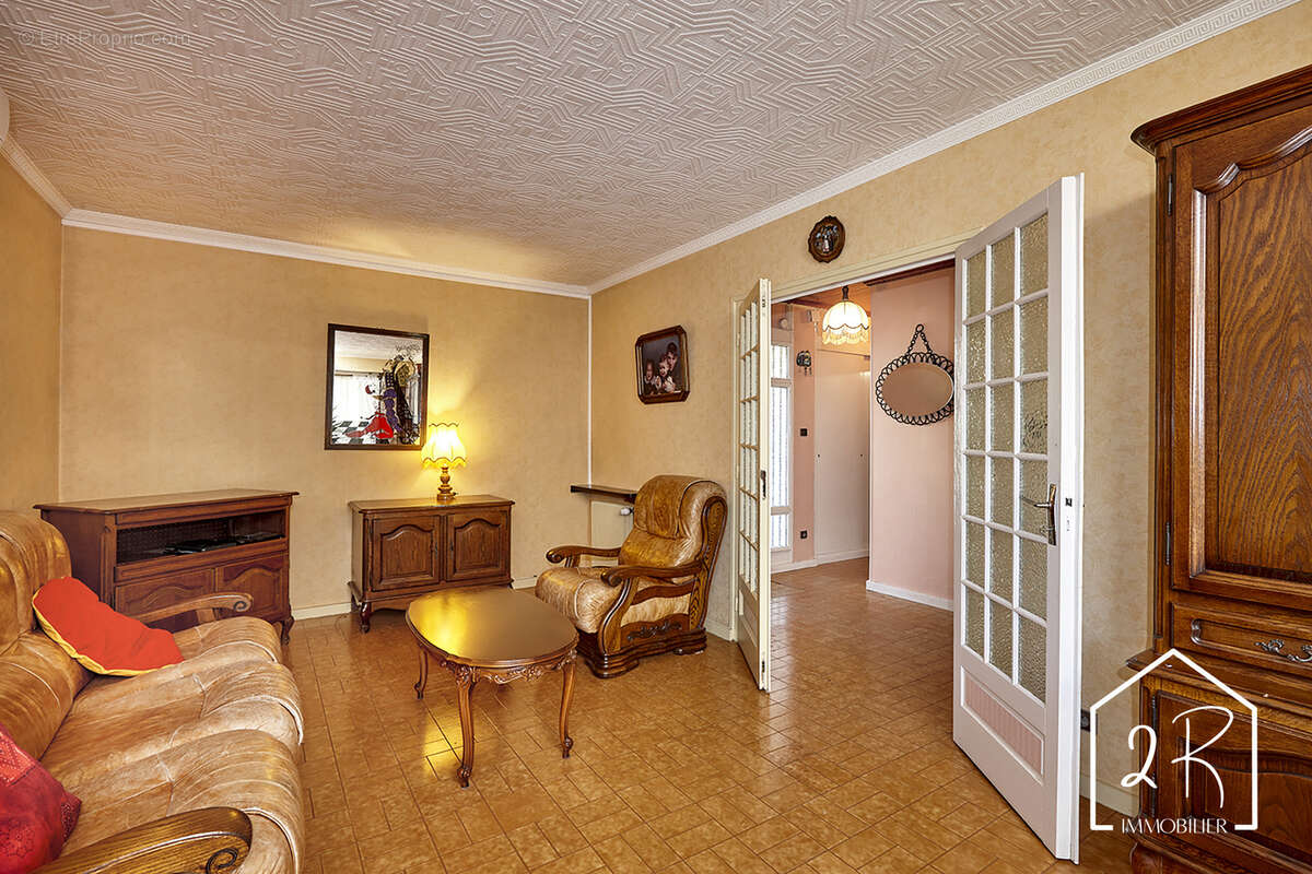 Maison à SEREZIN-DU-RHONE