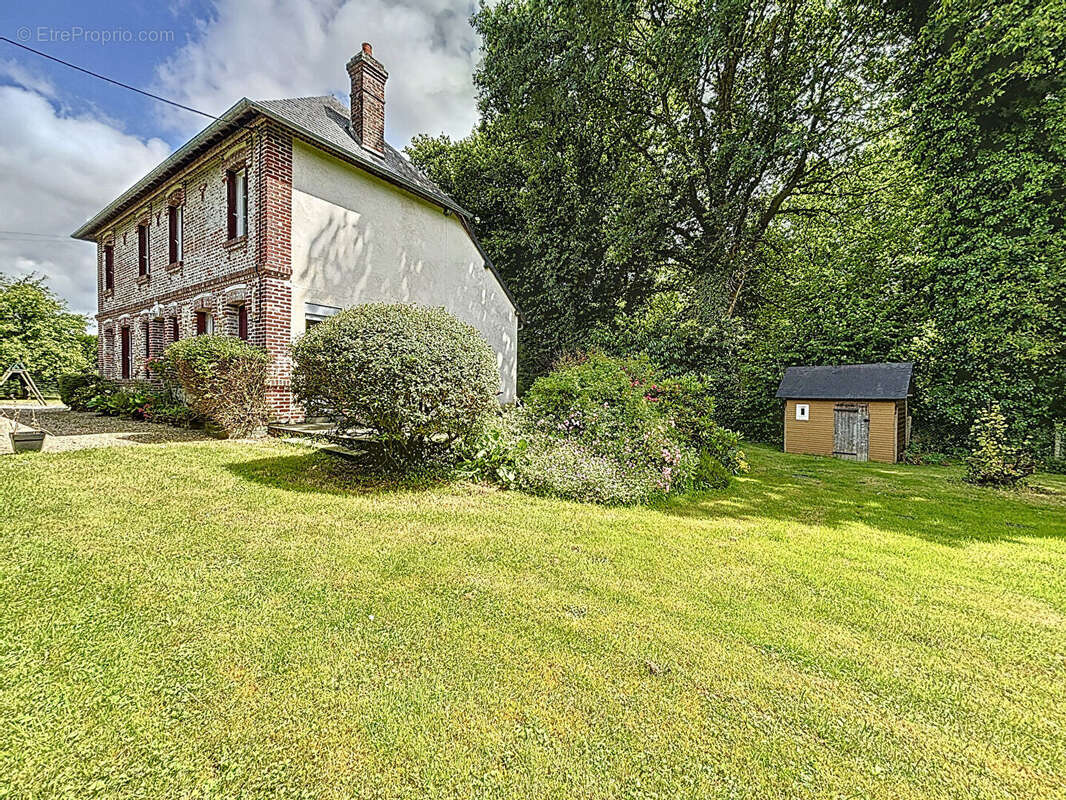 Maison à LE MESNIL-GUILLAUME