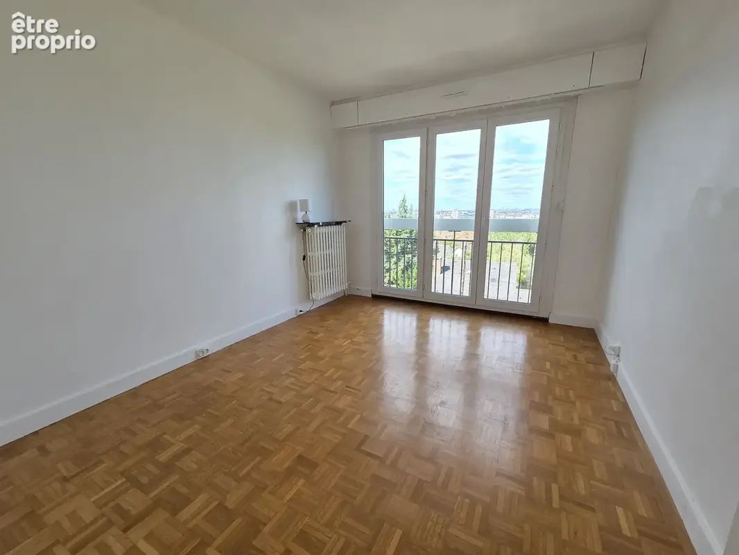 Grand 3 pièces 71.37m2 - Cave et parking - proche RER et écoles - photo 8
