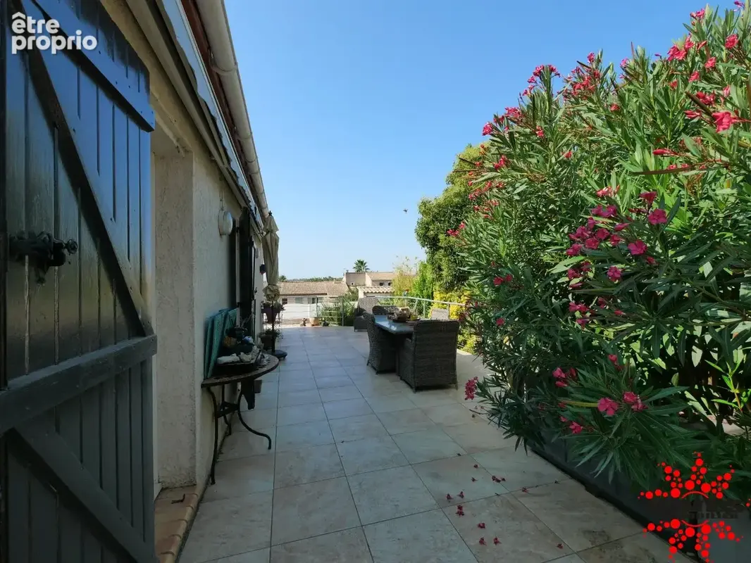 Villa t4 avec piscine - cur de village - photo 13