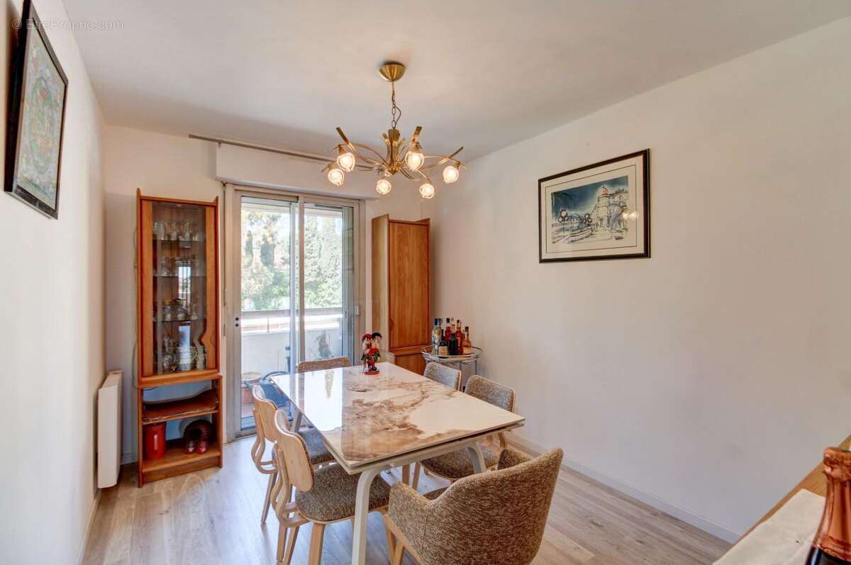 Appartement à CAGNES-SUR-MER