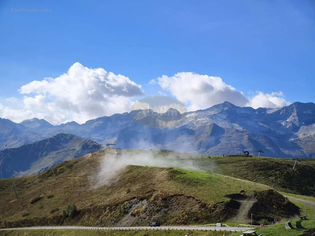 Appartement à MAYREGNE