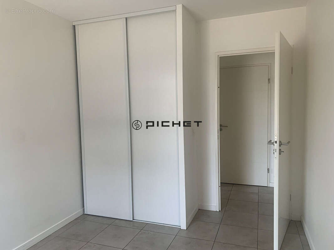 Appartement à BILLERE