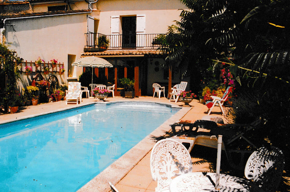 Maison à VILLEFRANCHE-DE-LONCHAT