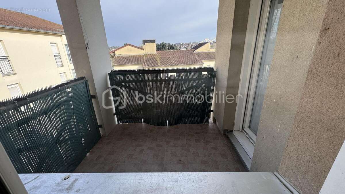 Appartement à CORBEIL-ESSONNES