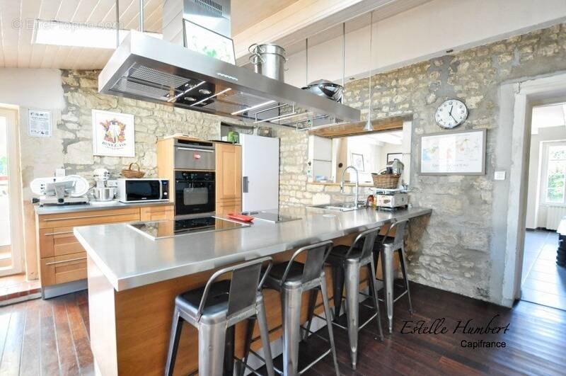 Maison à FONTENAY-LE-COMTE