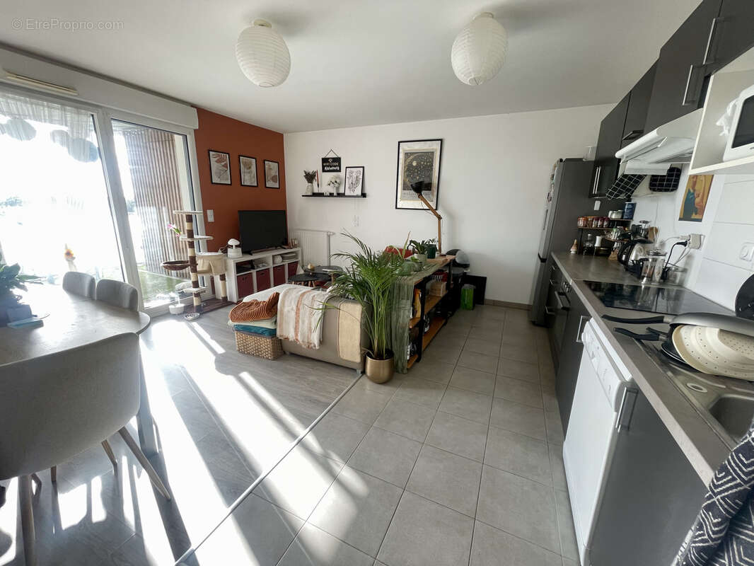 Appartement à BOUGUENAIS