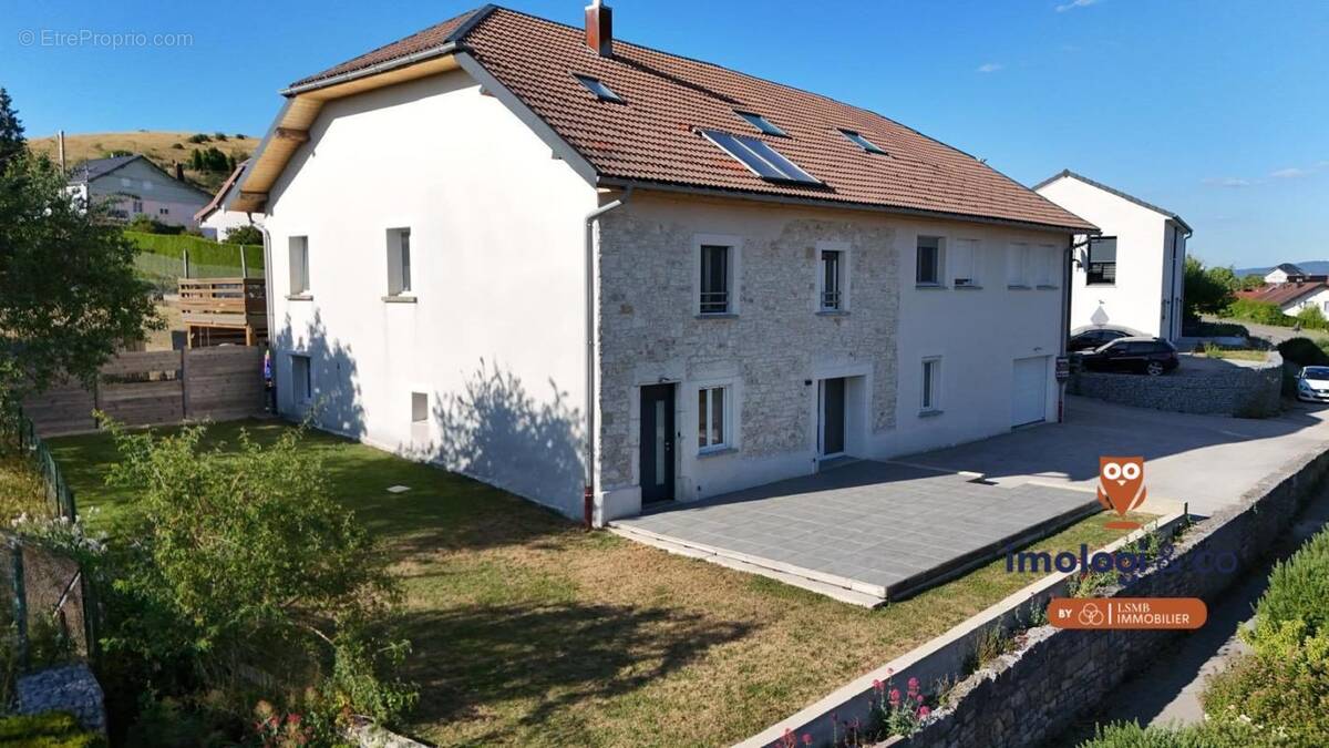 Appartement à CHAFFOIS