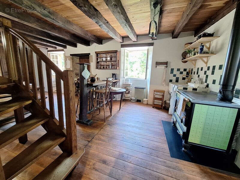 Maison à SOUSCEYRAC