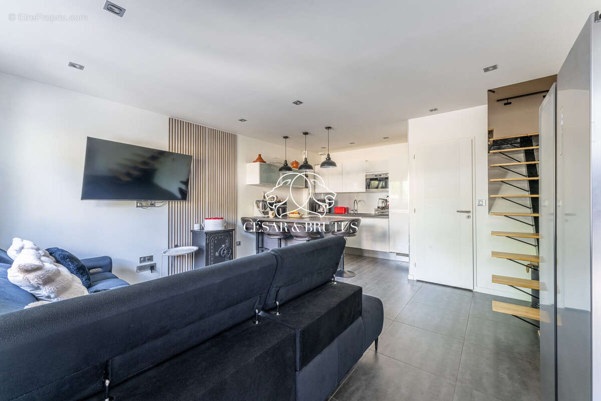 Maison 72 m² à Saint-Priest  - photo 4