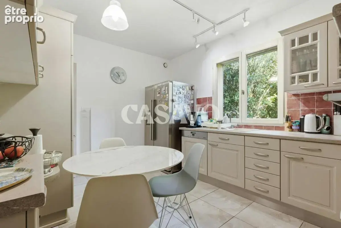 Vente Maison 5 pièces de 125m² - 13540 Aix-en-Provence - photo 9
