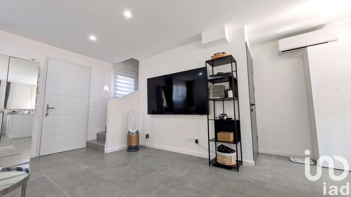 Photo 3 - Maison à MONTELIMAR