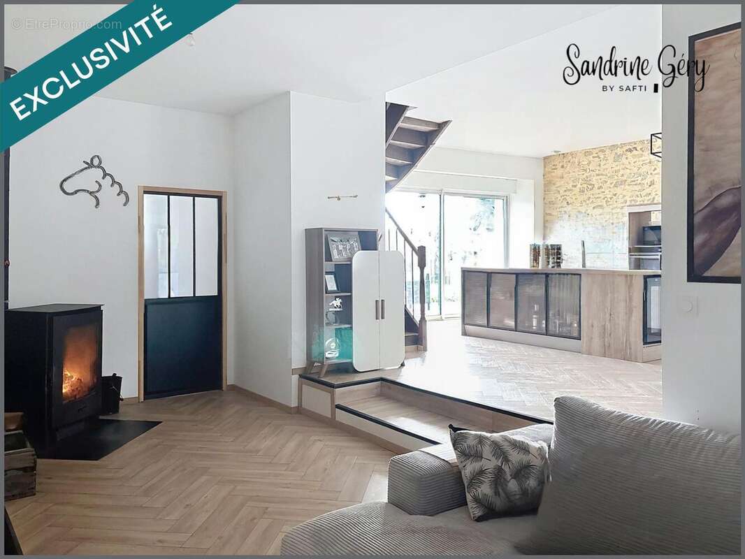 Photo 3 - Maison à LIVRE