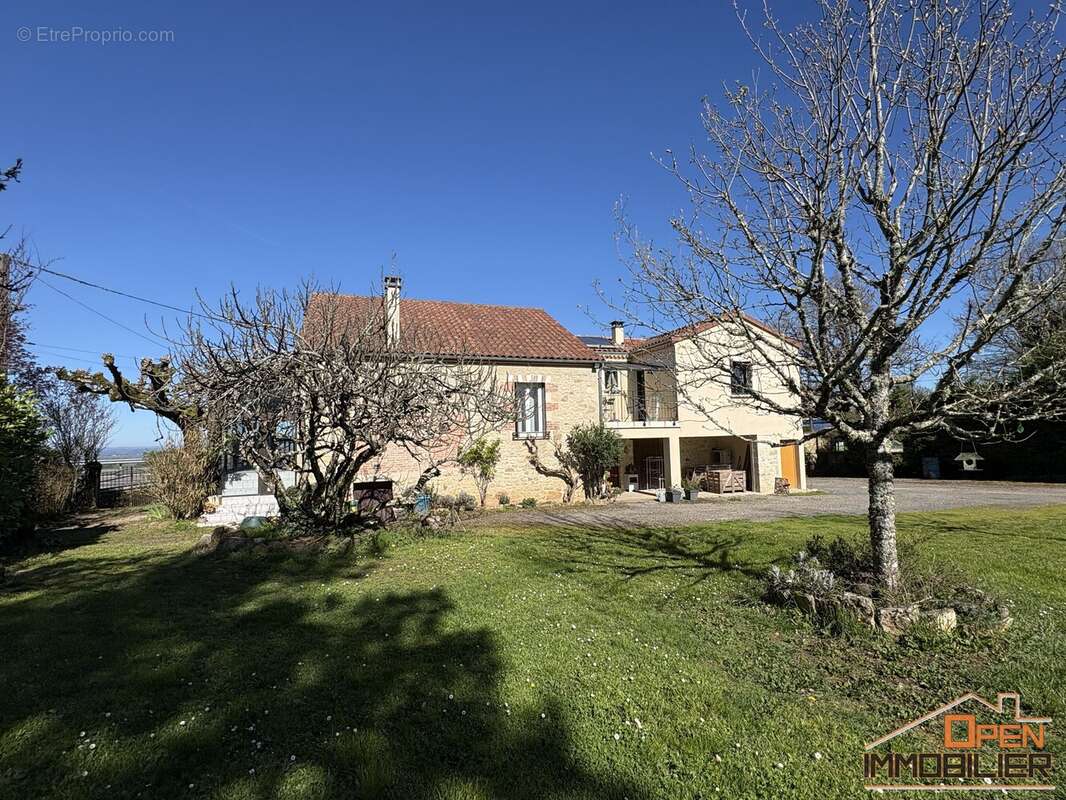 Maison 128 m² à Payrac  - photo 18