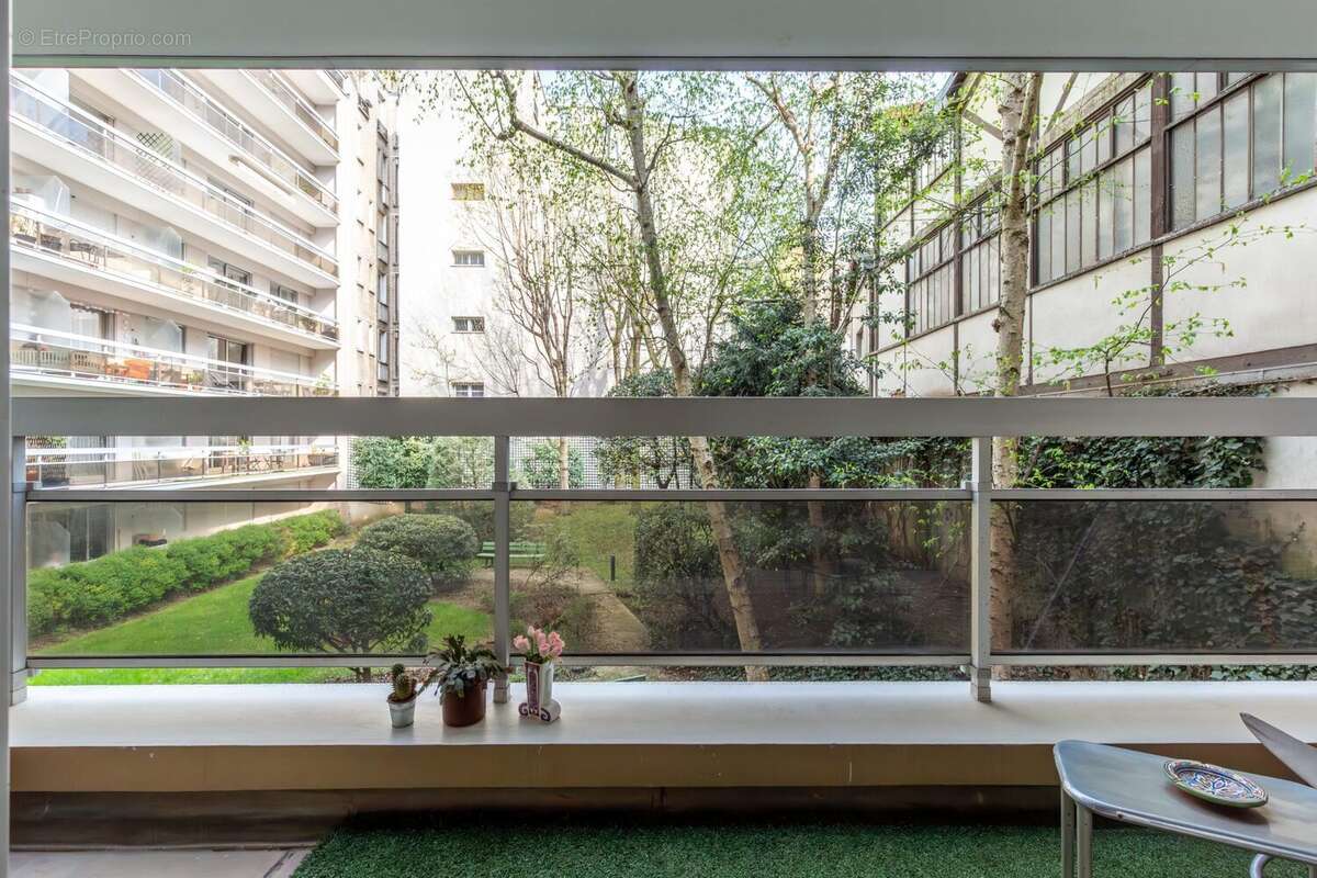 Appartement à PARIS-12E