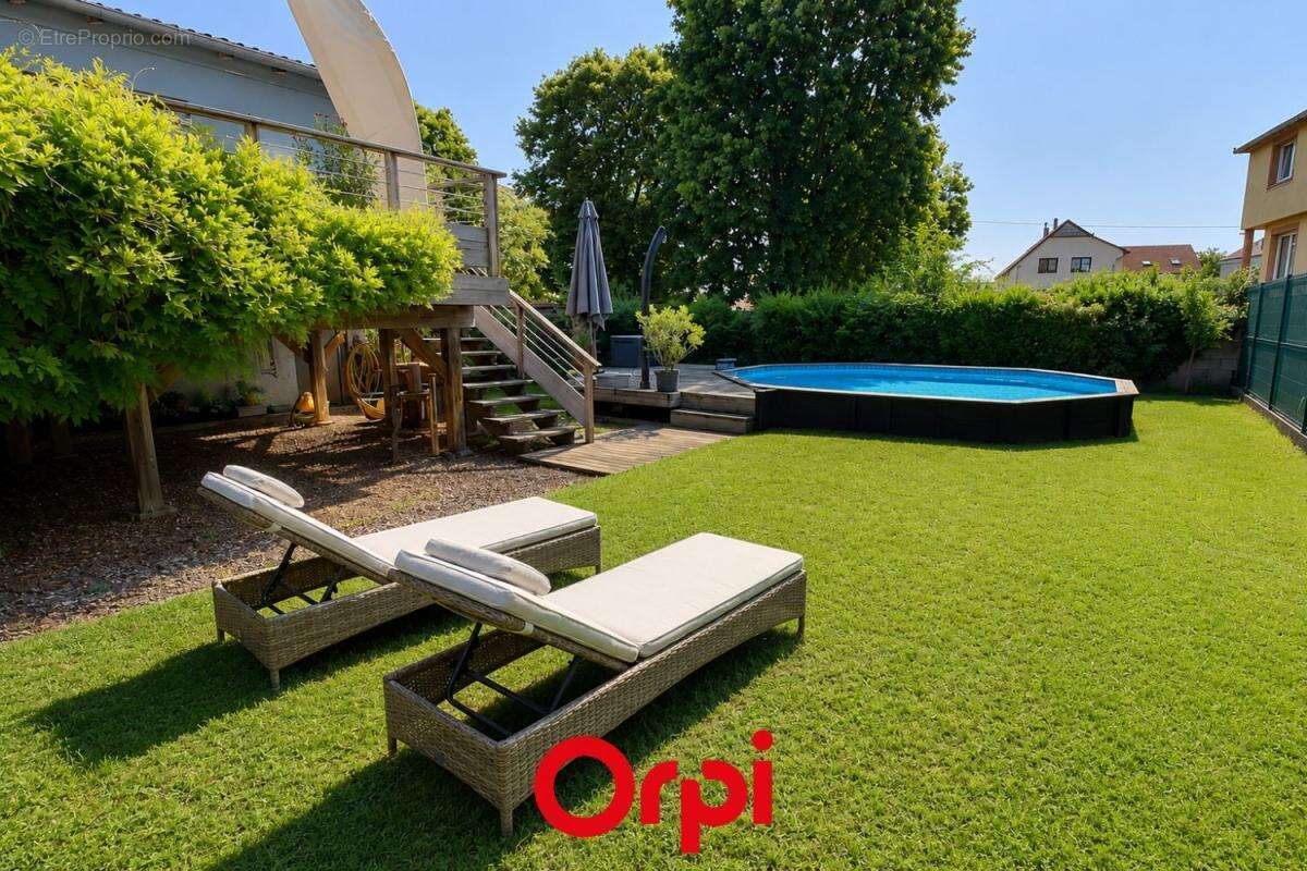Maison familiale de 138 m² à Geispolsheim Village – Jardin, piscine et studio indépendant - photo 2